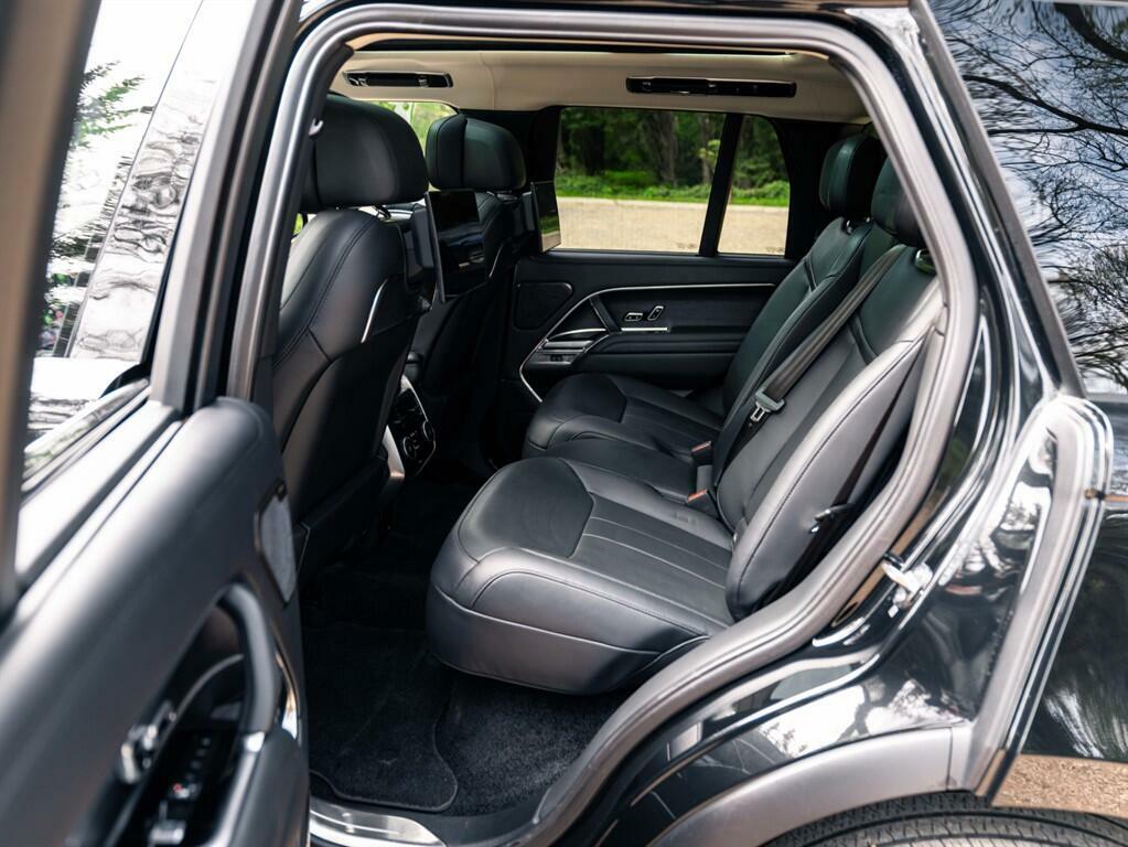 Land Rover Range Rover First Edition Black #6