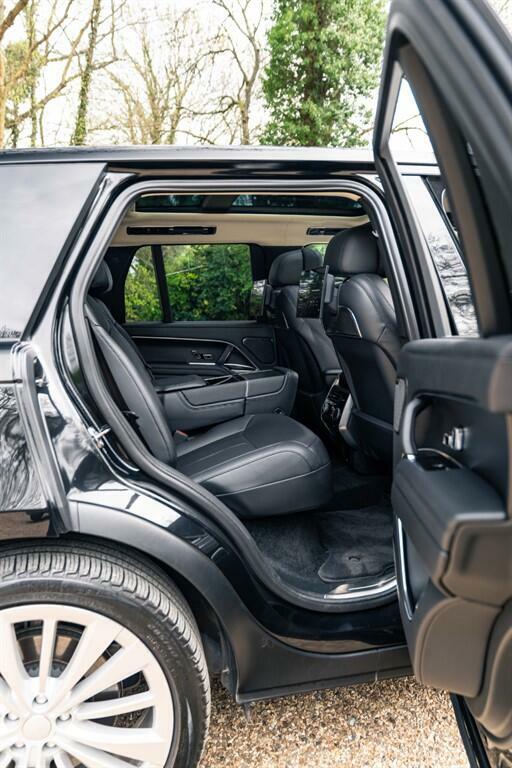 Land Rover Range Rover 3.0 D350 Black #22