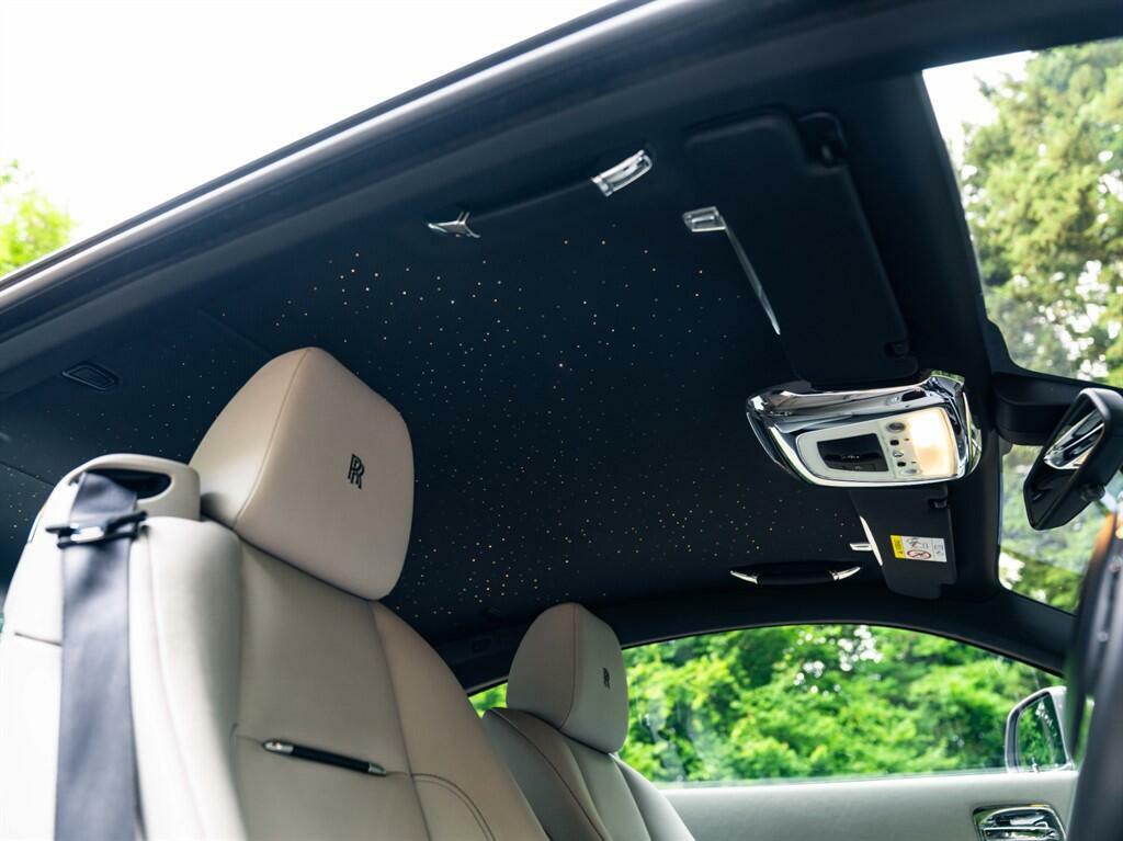 Rolls-Royce Wraith Black Badge  #18