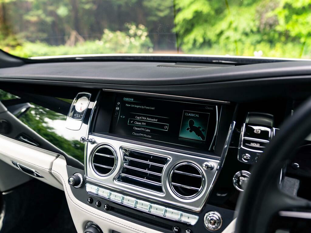 Rolls-Royce Wraith Black Badge  #11