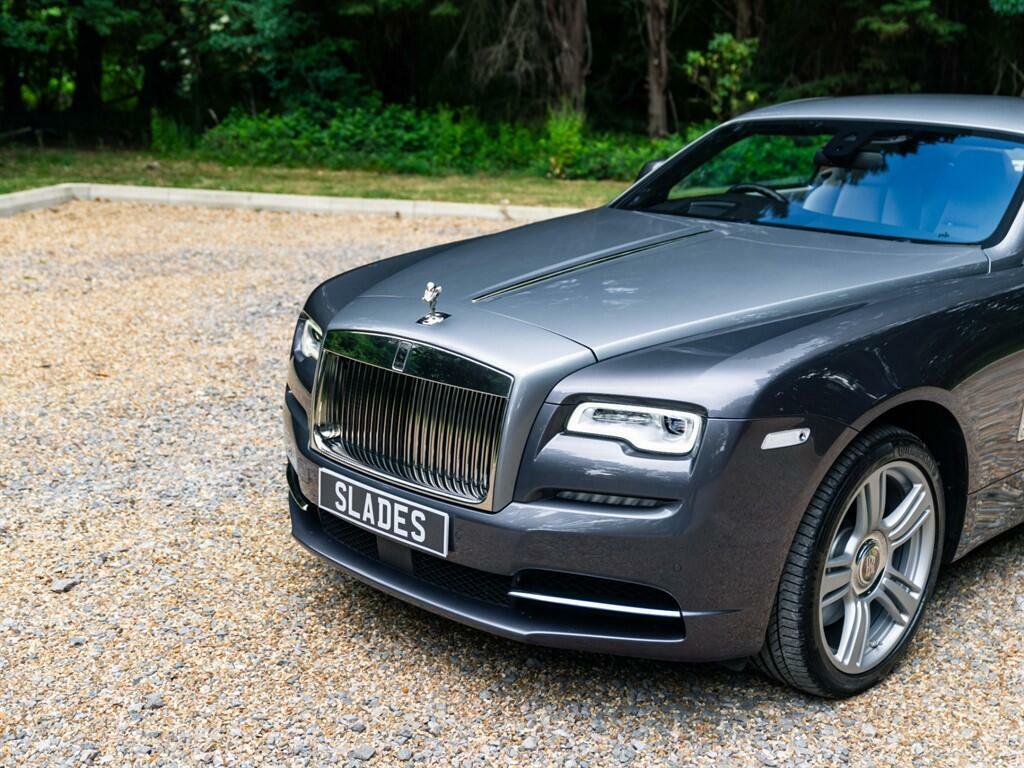 Rolls-Royce Wraith Black Badge  #28