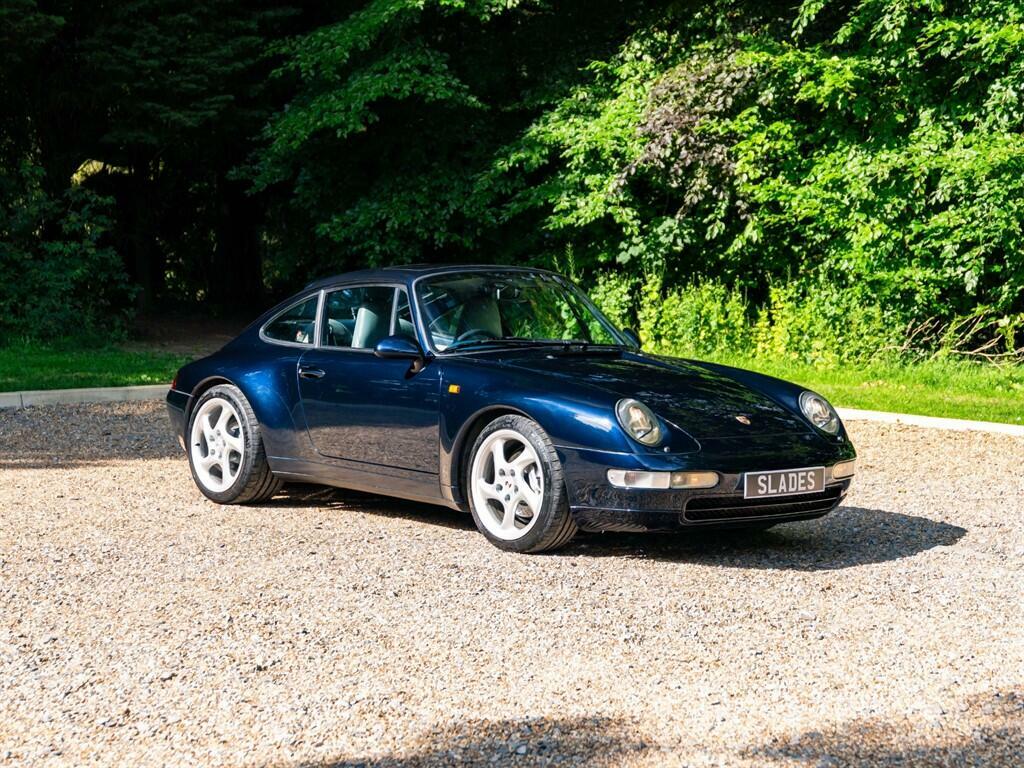 Porsche 911 993 Carrera 4 Blue