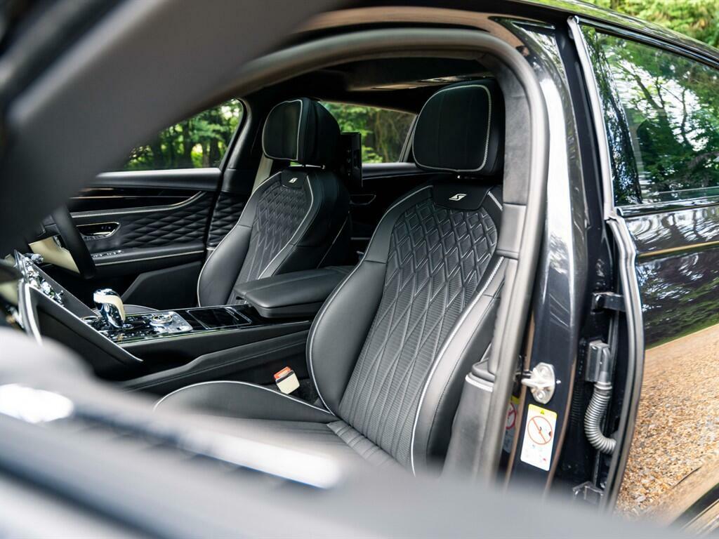 Bentley Flying Spur 6.0 W12 Speed Edition 12 Saloon 4W Green #15