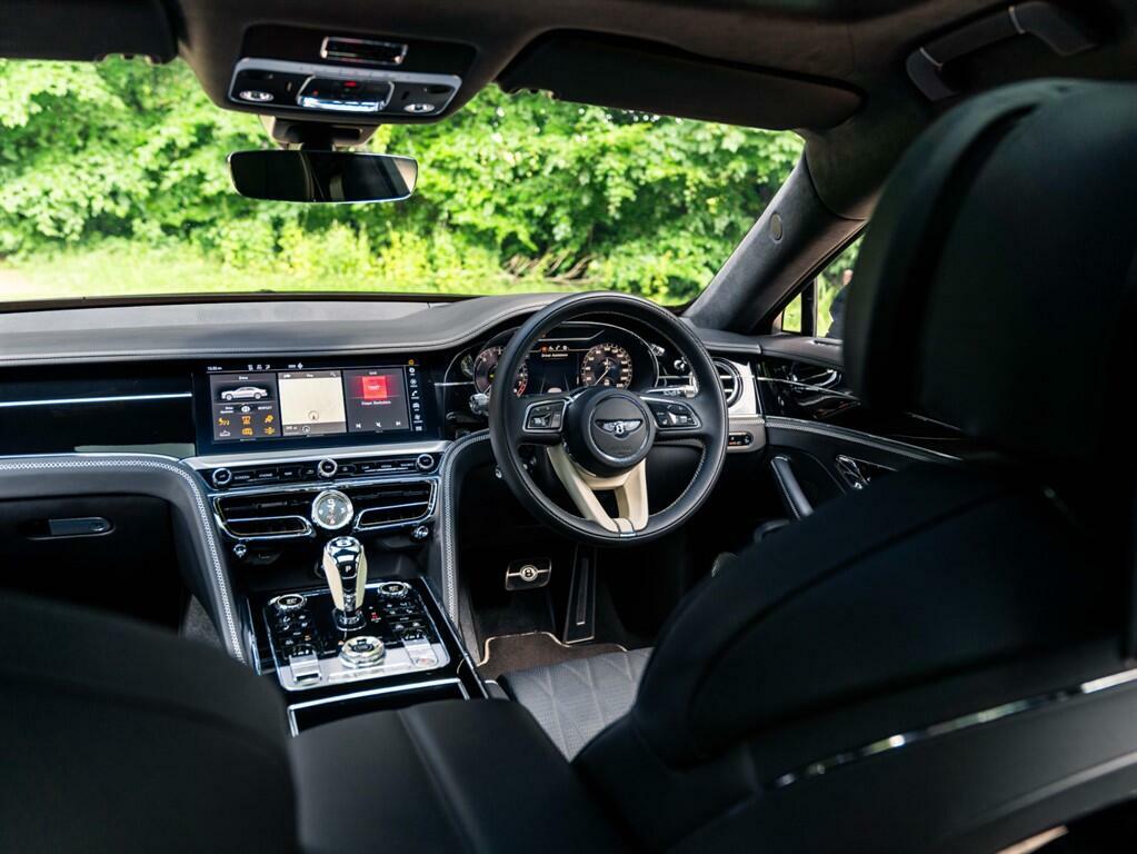 Bentley Flying Spur S Black #4