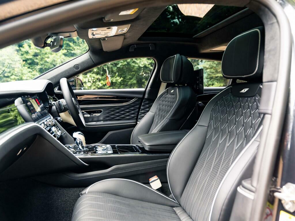Bentley Flying Spur 6.0 W12 Speed Edition 12 Saloon 4W Green #18