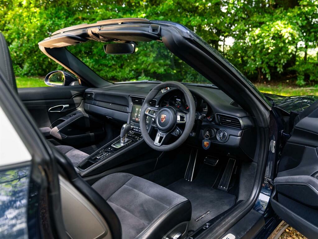Porsche 911 4.0 991 Gt3 Pdk Euro 6 Black #17