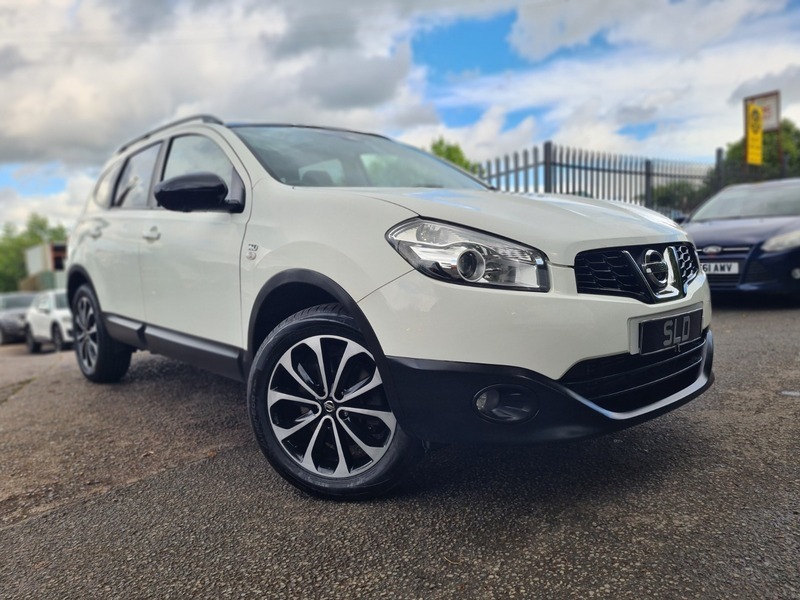Nissan Qashqai+2 Dci 360 Is Plus White #3