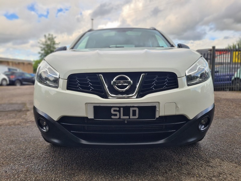 Nissan Qashqai+2 Dci 360 Is Plus White #2