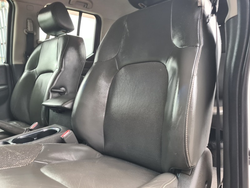 Nissan Navara Dci Silver #11