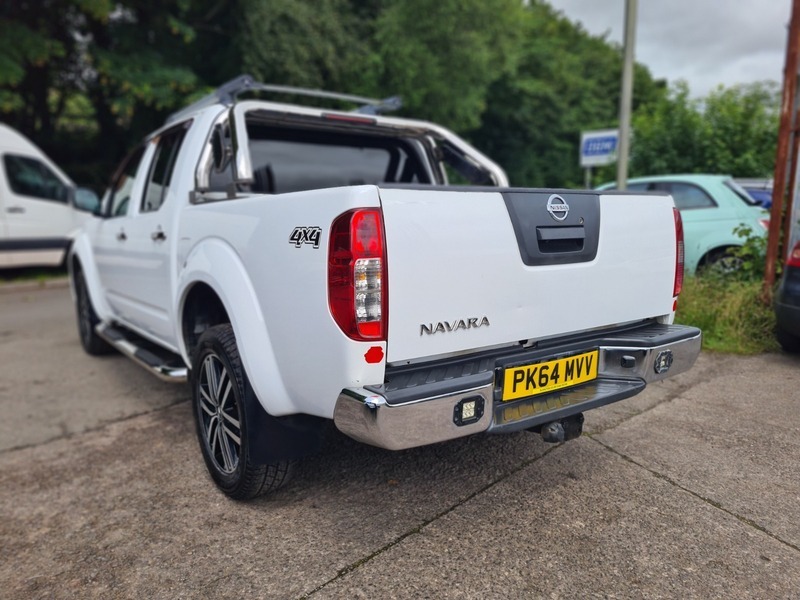 Nissan Navara Dci Tekna 4X4 Shr White #6