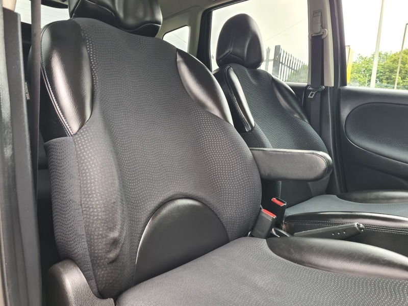 Nissan Note 1.6 16V N-tec Hatchback Euro 5 1 Silver #7