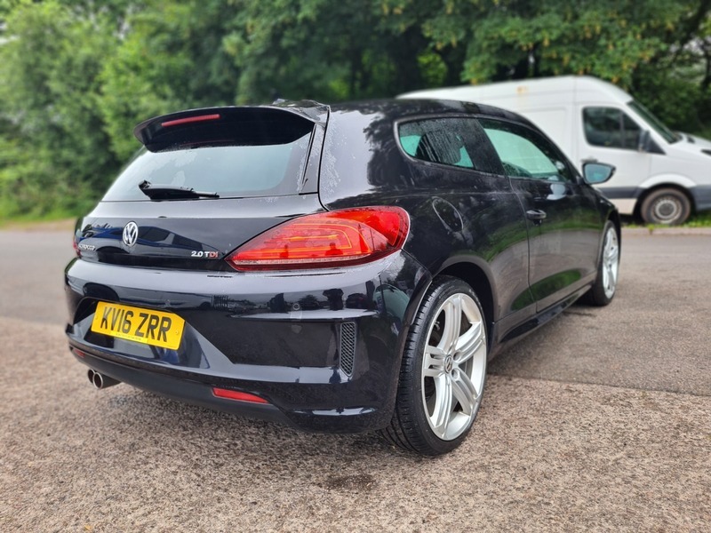 Volkswagen Scirocco R Line Tdi Bluemotion Black #4