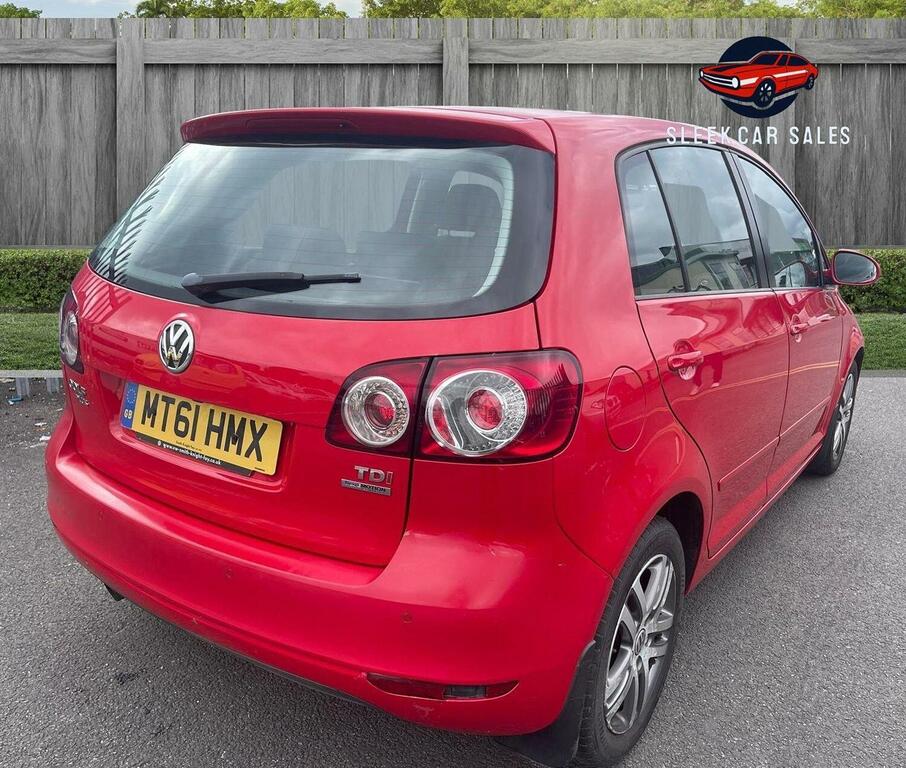 Volkswagen Golf Plus 1.6 Tdi 105 Bluemotion Tech Se MT61HMX Red #4