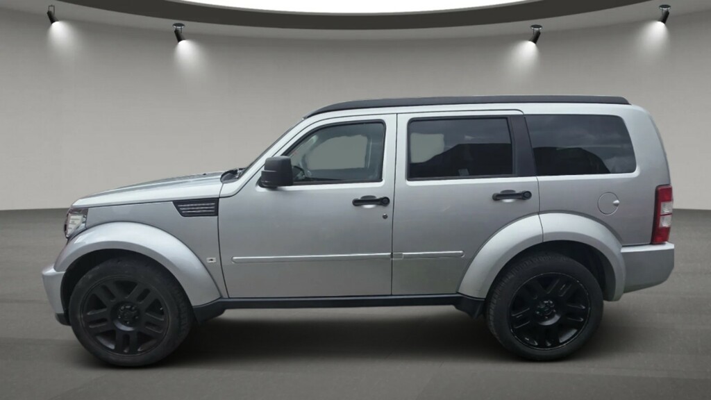 Dodge Nitro 2.8 Crd Sxt Red #7