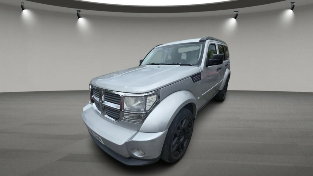Dodge Nitro 2.8 Crd Sxt Red #8