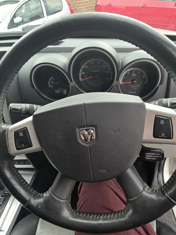 Dodge Nitro 2.8 Crd Sxt Red #15