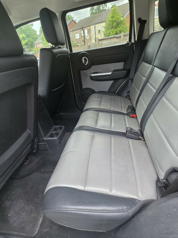 Dodge Nitro 2.8 Crd Sxt Red #12