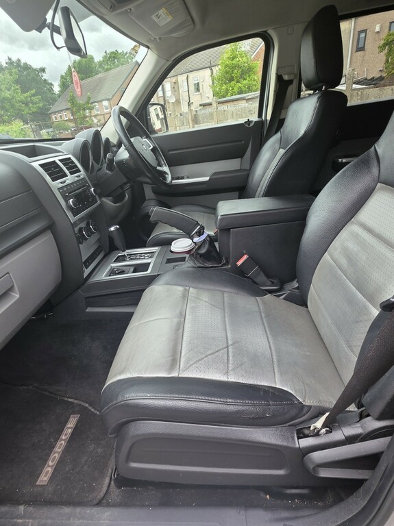 Dodge Nitro 2.8 Crd Sxt Red #11