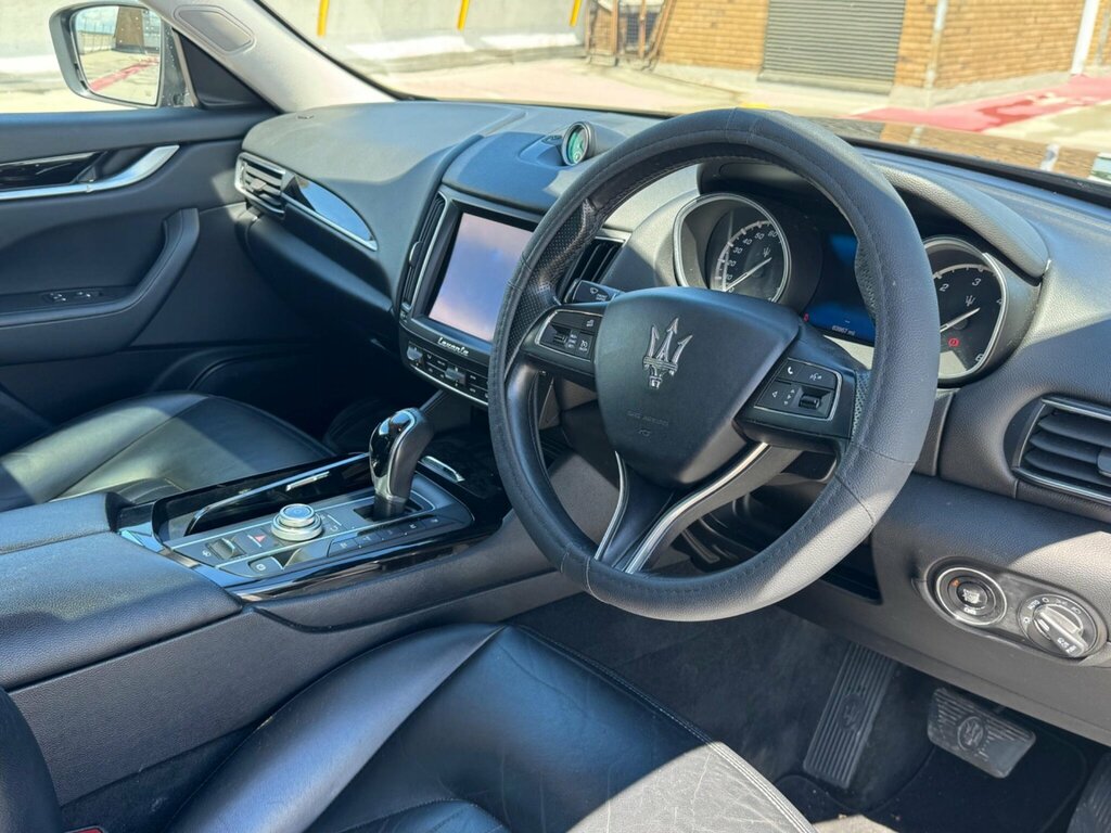 Maserati Levante D V6 White #25