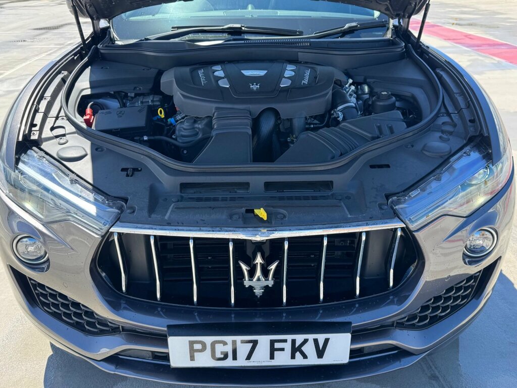 Maserati Levante D V6 White #32
