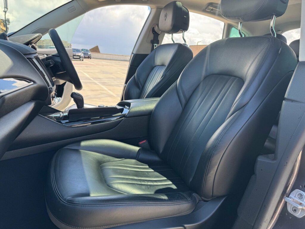 Maserati Levante D V6 White #17