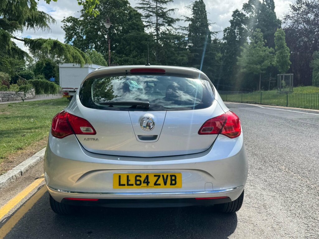 Vauxhall Astra 1.4 16V Design Euro 5 Silver #6