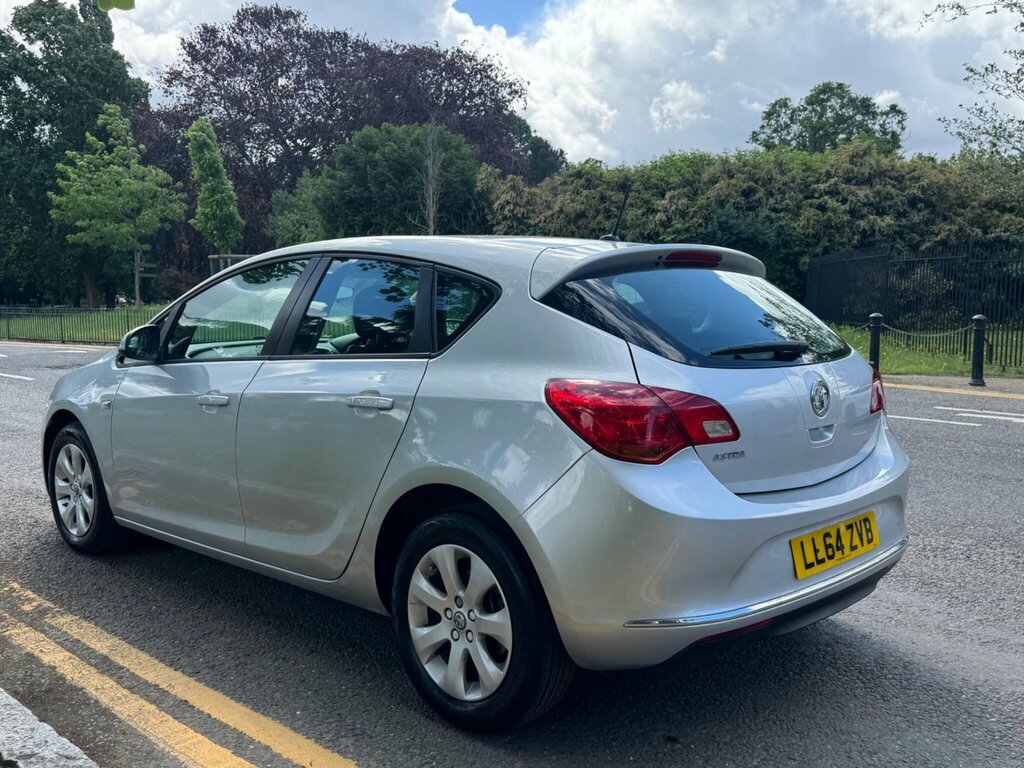Vauxhall Astra 1.4 16V Design Euro 5 Silver #5