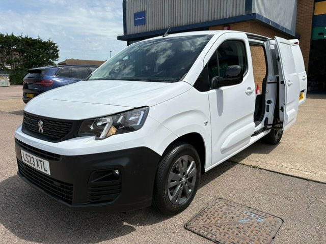 Peugeot Partner Asphalt Premium L1 1.5 LS23XTL White #3