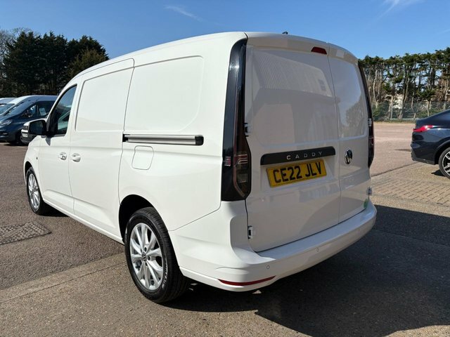 Volkswagen Caddy Maxi Commerce Plus White #7