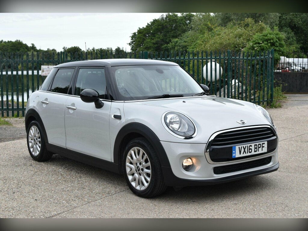 Mini Hatch 1.5 Cooper D Hatchback Euro 6 S Silver #2