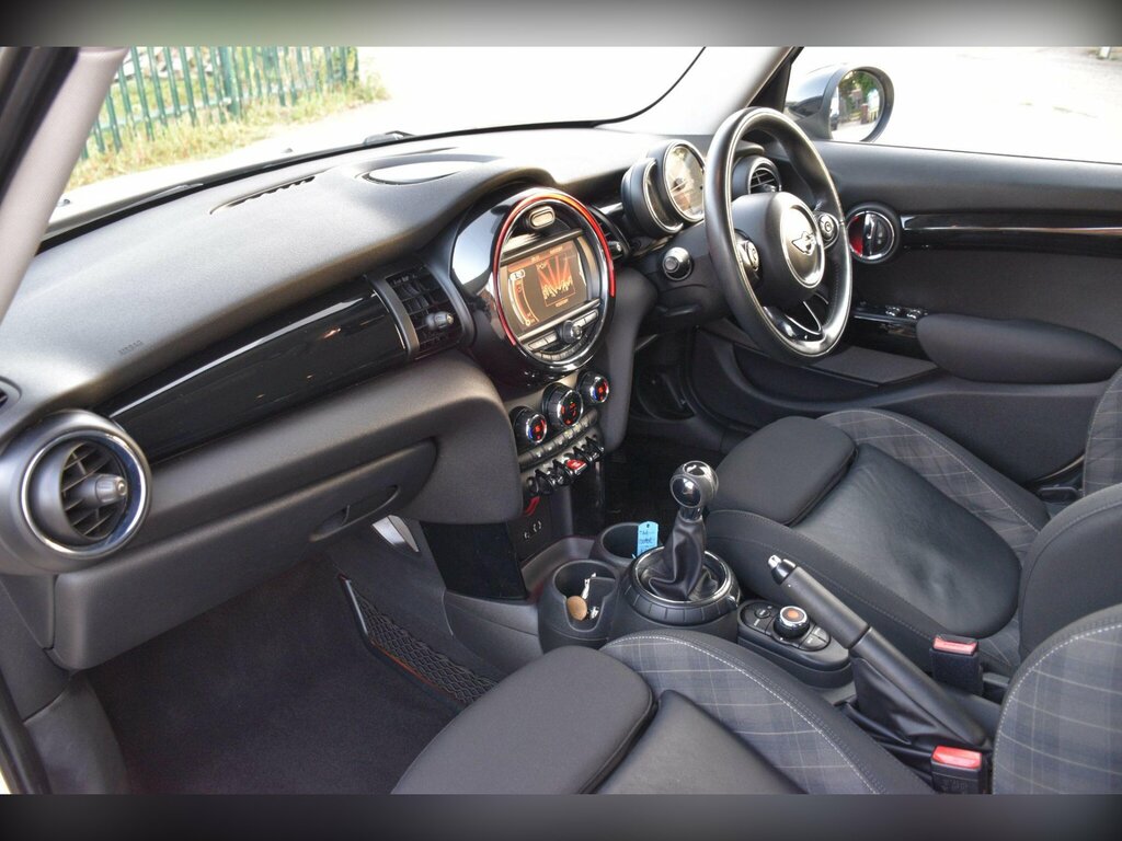 Mini Hatch Back Euro 6 Ss 136 Ps Blue #31