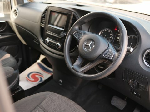 Mercedes-Benz Vito Panel Van Silver #13