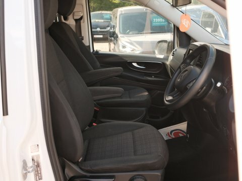Mercedes-Benz Vito Panel Van Silver #14
