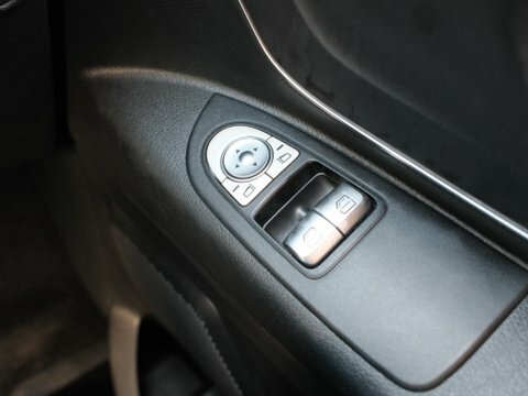 Mercedes-Benz Vito Panel Van Silver #19