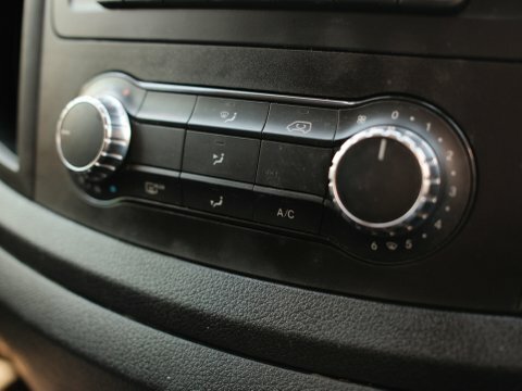 Mercedes-Benz Vito Panel Van Silver #31