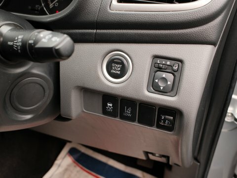 Mitsubishi L200  Silver #19