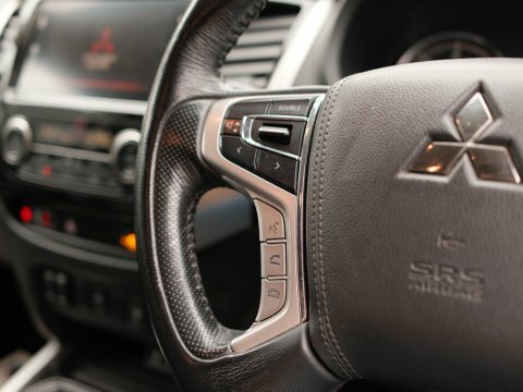 Mitsubishi L200  Silver #23