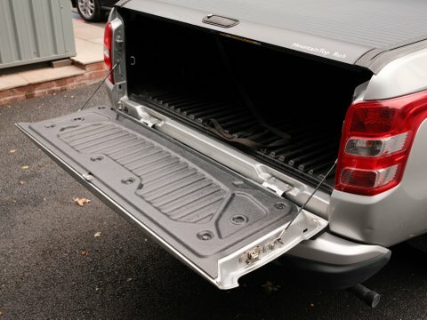 Mitsubishi L200  Silver #15