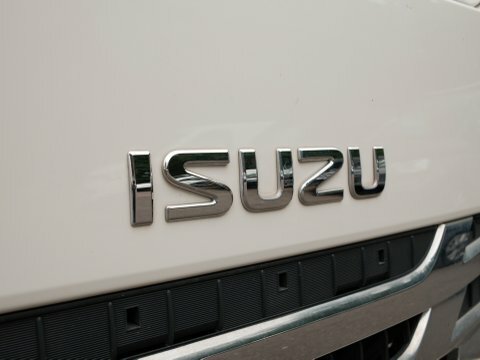 Isuzu  1.9L Null White #21