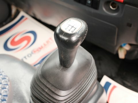 Isuzu  1.9L Null White #13