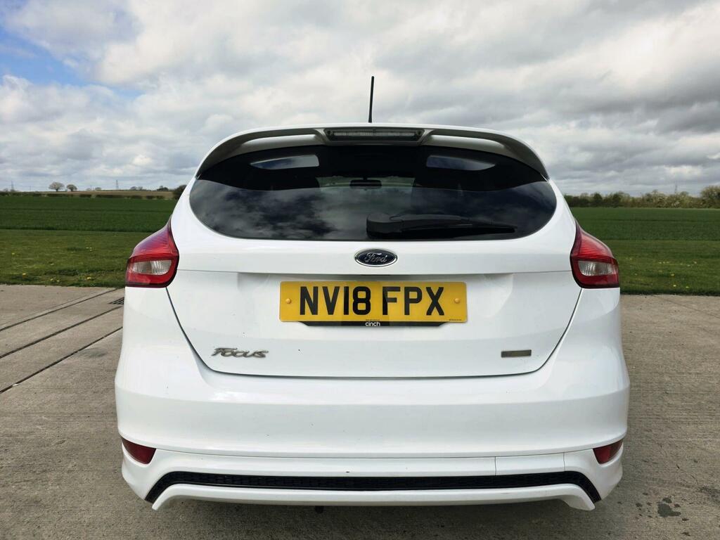 Ford Focus 1.0 Ecoboost 140 St-line Navigation Black #10