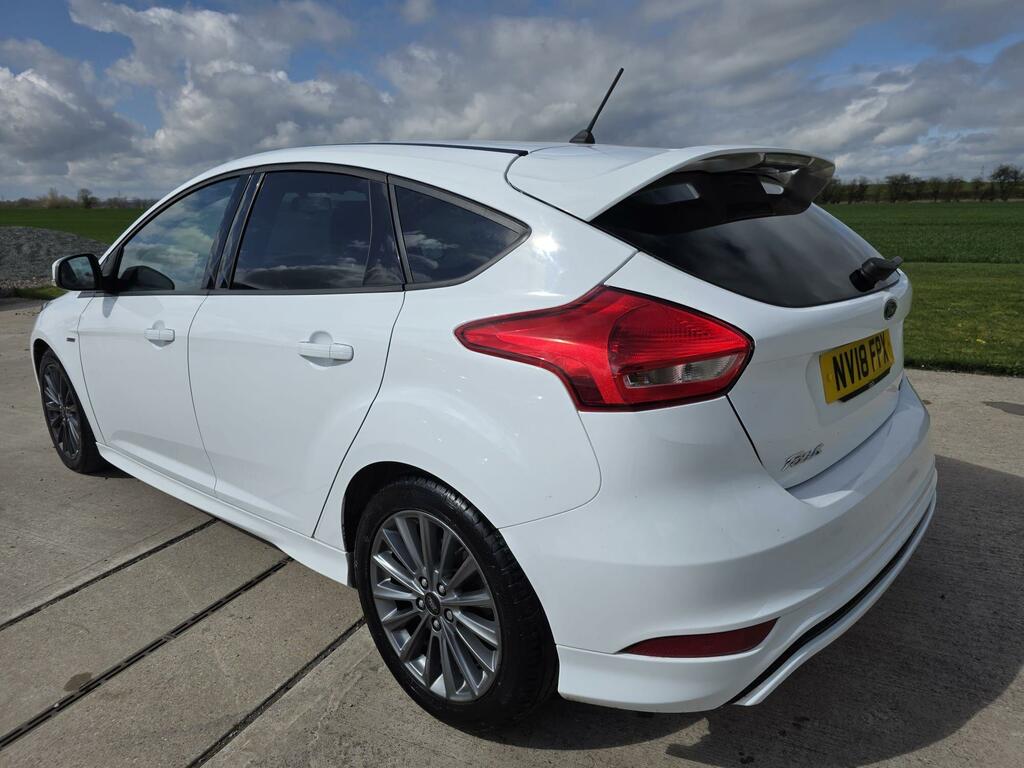 Ford Focus St-line White #2
