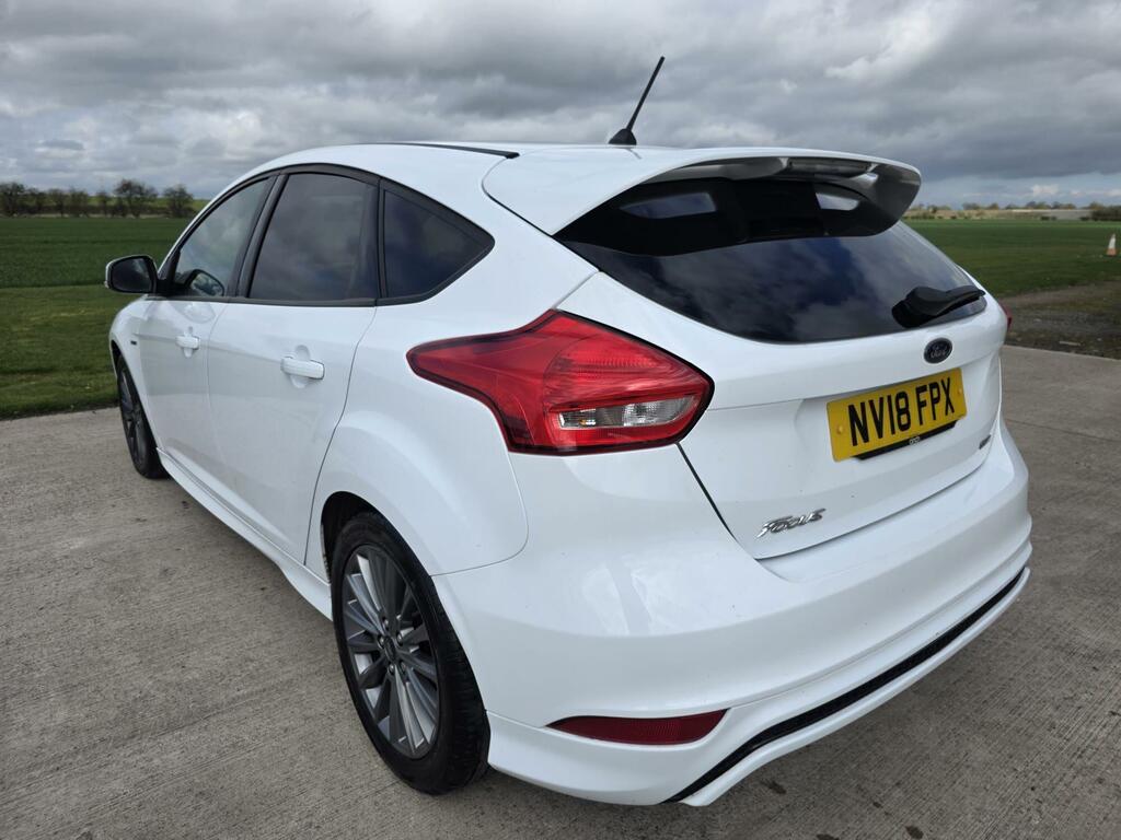 Ford Focus 1.0 Ecoboost 140 St-line Navigation Black #12