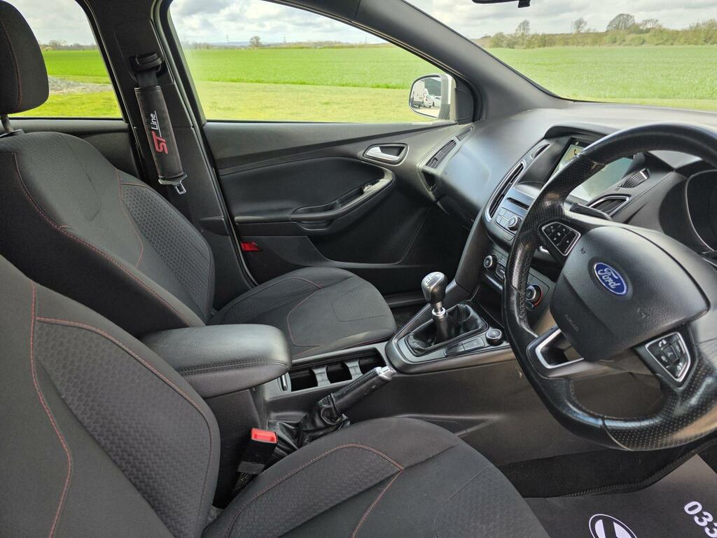 Ford Focus St-line White #3