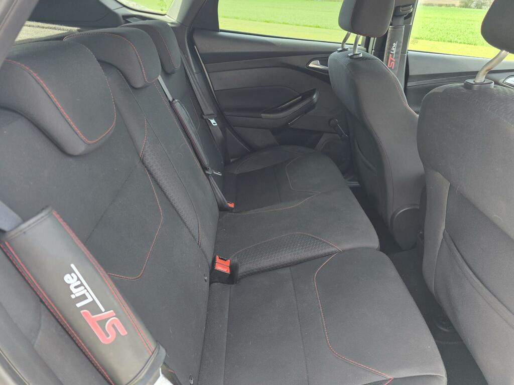 Ford Focus 1.0 Ecoboost 140 St-line Navigation Black #29