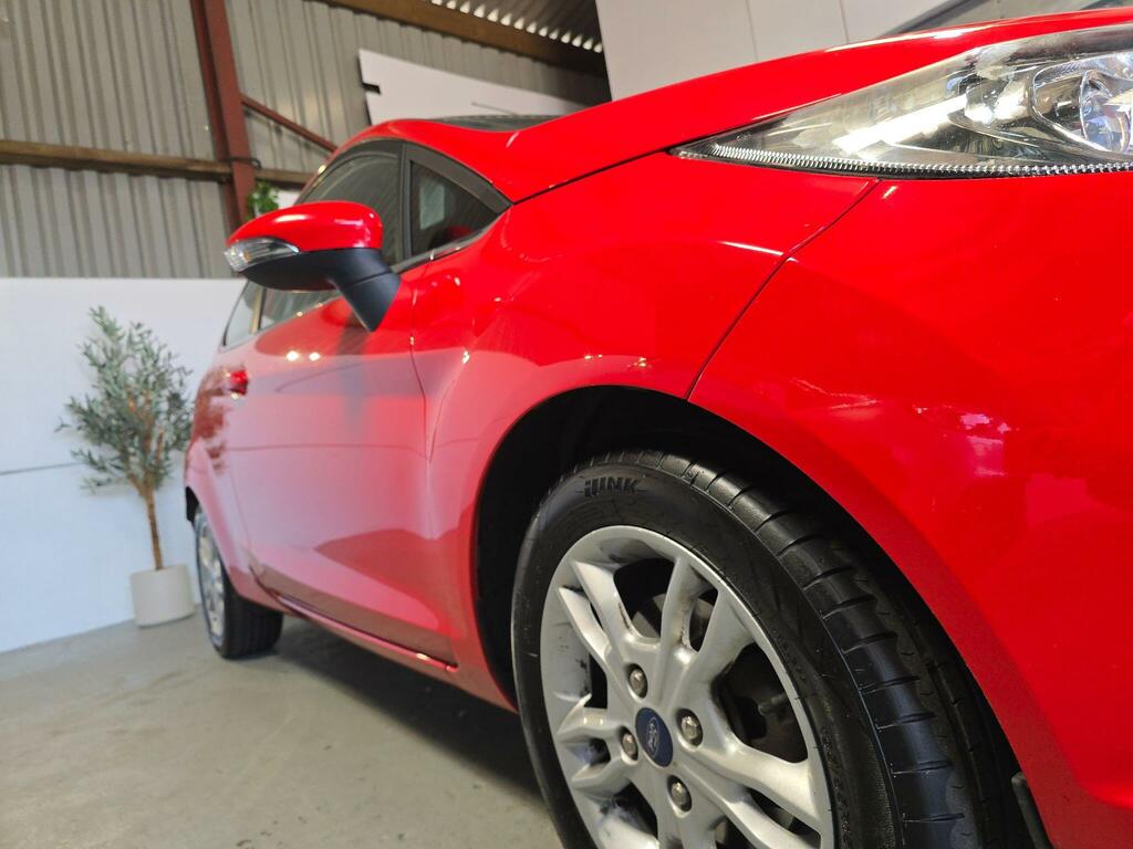 Ford Fiesta Zetec Red #6