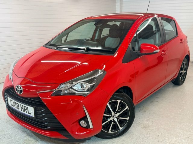 Toyota Yaris 1.5 Vvt-i Icon Tech Hatchback Eu CX18HRL Red #2