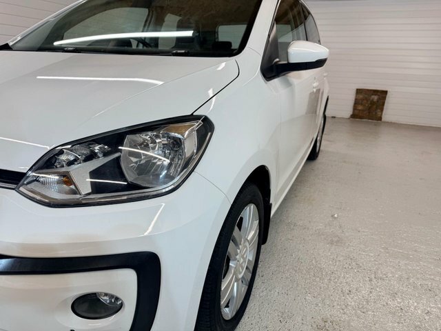 Volkswagen Up 1.0 Bluemotion Tech High Up Hatchback DU68HVH White #4