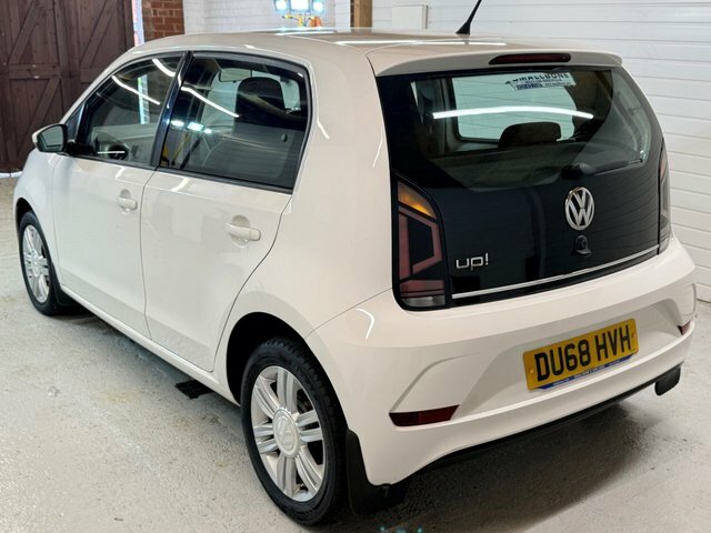 Volkswagen Up 1.0 Bluemotion Tech High Up Hatchback DU68HVH White #5