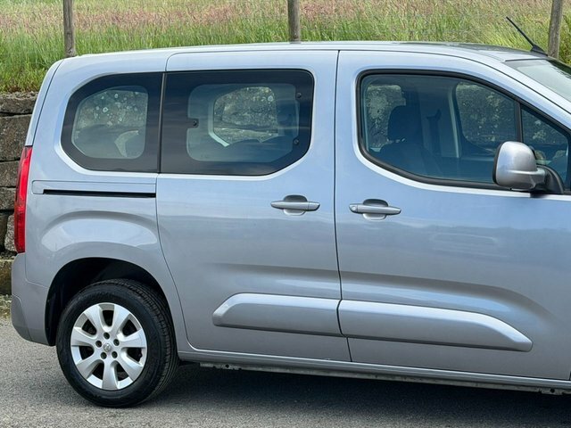 Vauxhall Combo Life Estate Blue #13